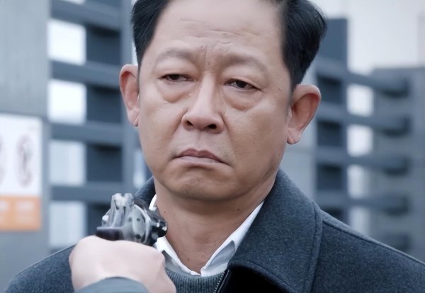 体育游戏app平台还有着对社会问题的长远反念念-ag九游j9,AG九游会官方登录网址