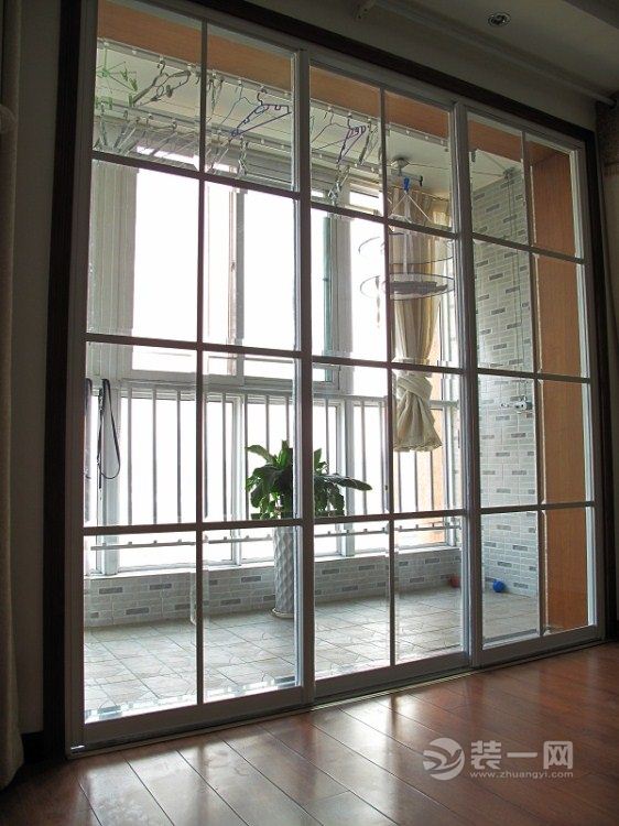 陽臺推拉門選購知識 武漢裝修網分享推拉門效果圖 - 本地資訊 - 裝一